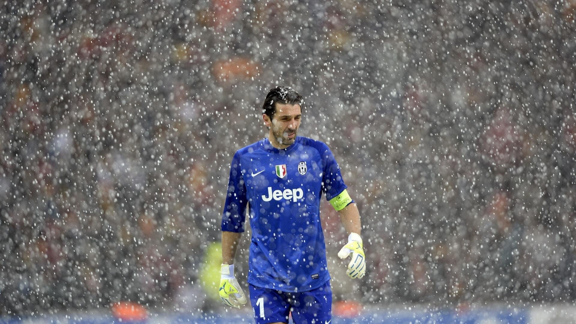 亚洲足球巨星备战重要比赛,亚洲足球2021